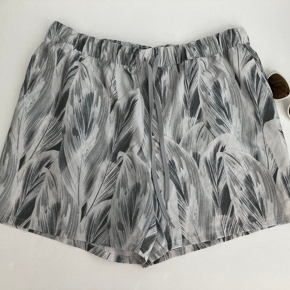 Reel Legends Performance Outfitters Fishing Boating Beach Shorts Large